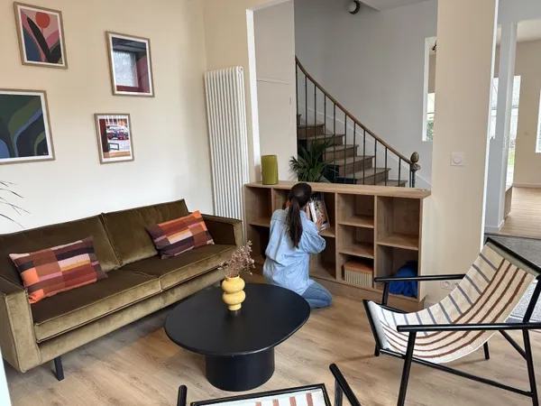 Loue chambre dans maison 263m²