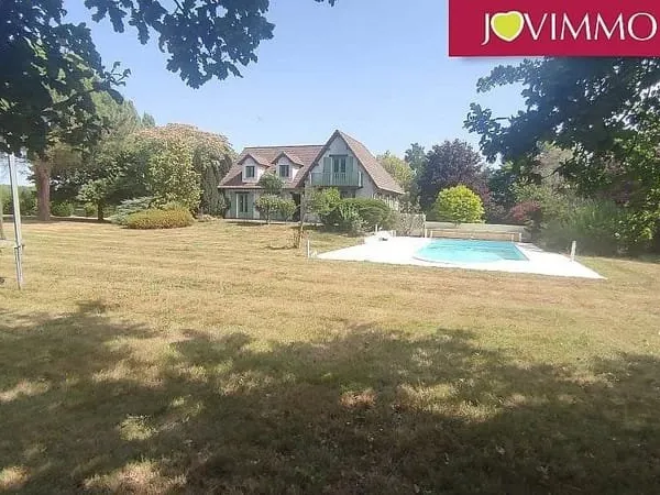 Maison 7 pièces 180 m²