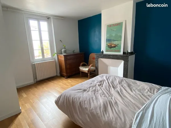 Maison avec jardin en plein centre de Briatexte