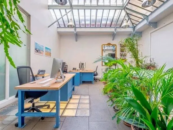 Bureaux 353 m²