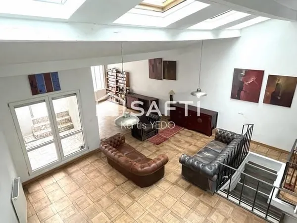 Appartement 4 pièces 200 m²