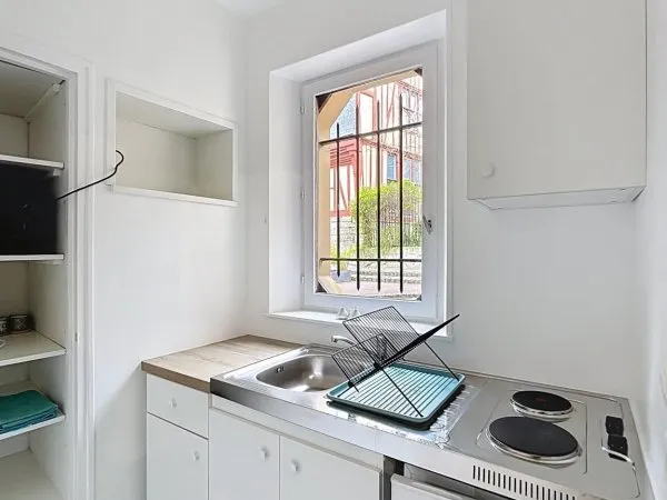 Studio 1 pièce 25 m²