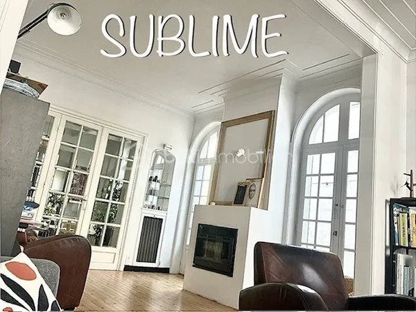 Maison 6 pièces 220 m²