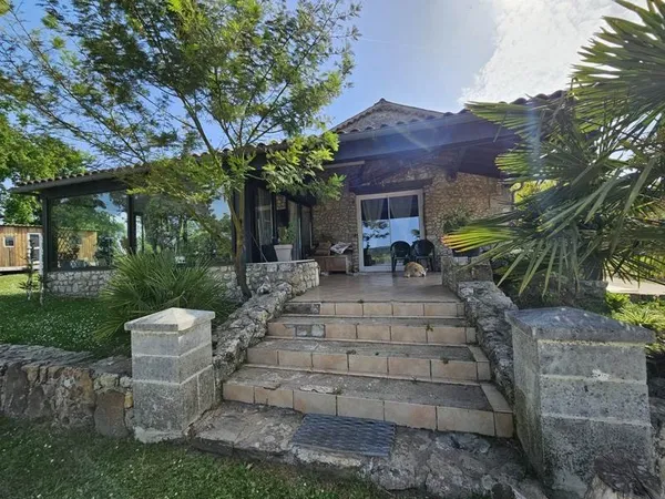 Longère 6 pièces 122 m²