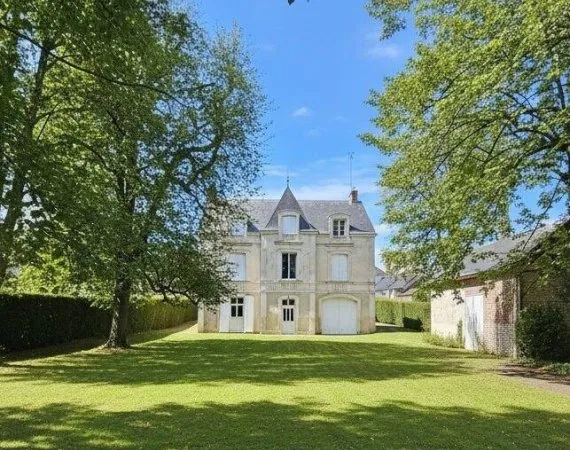 Maison 9 pièces 212 m²