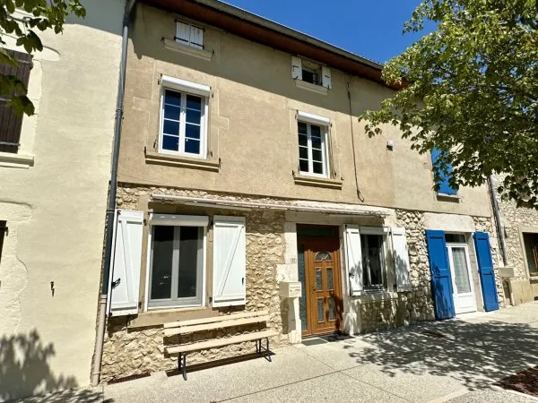 MAISON DE VILLAGE 147 M2 6 CHAMBRES - HOSTUN