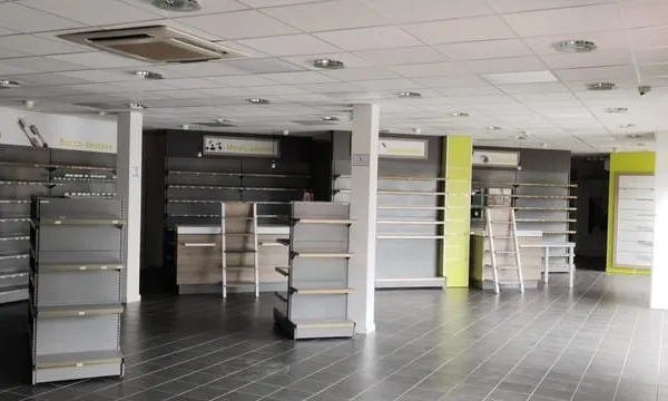 Beau local commercial