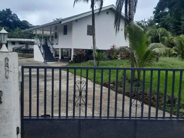 🌴 COUP DE CŒUR - Maison T4 avec grand terrain et autonomie - 120 000 🌿
