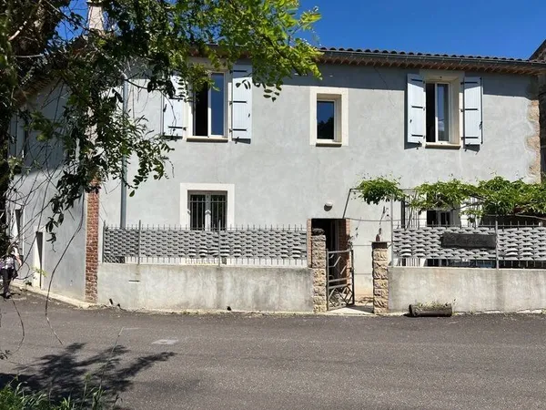 Maison 7 pièces 180 m²