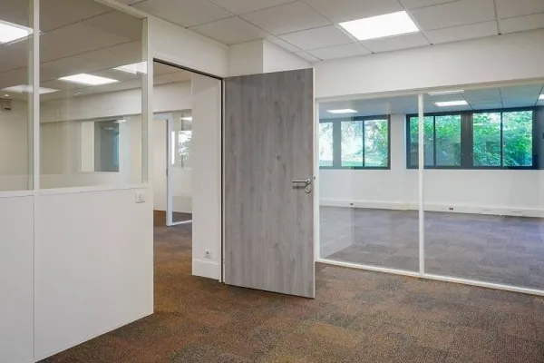 Bureaux 271 m²