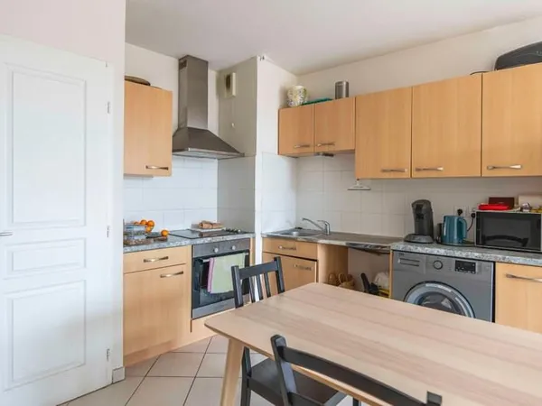 Appartement À Vendre 42 m² sur Cadenet