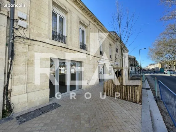 BUREAUX 76 m² BORDEAUX