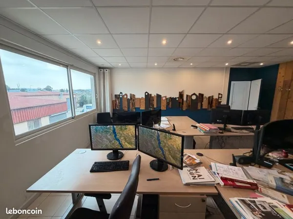 Location bureau 4 (meublé en option) de 43m²