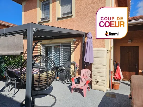 Maison récente avec jardin, jacuzzi et piscine