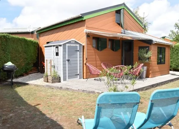 CHALET EN BOIS JOLIMENT RENOVE