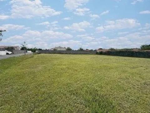 Terrain 924 m²