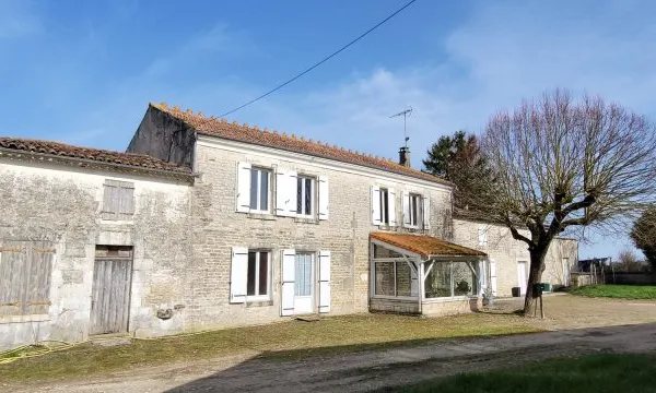 Maison à la campagne