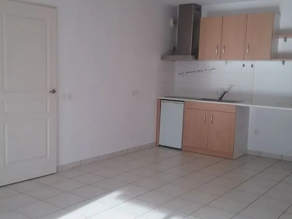 APPART T2 m2 + LOGGIA 7m2