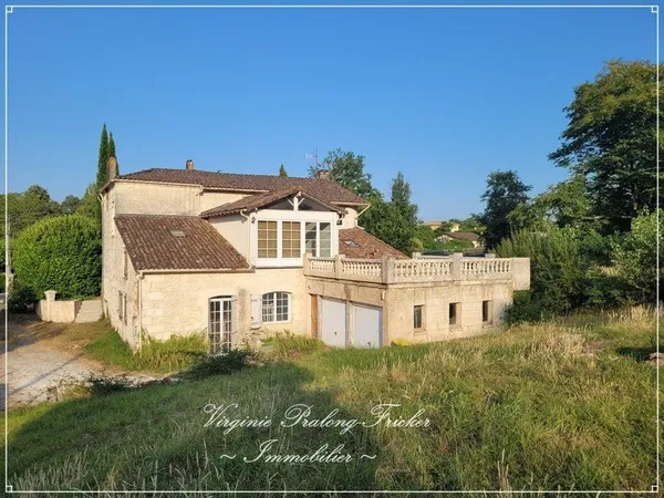 Bâtisse de 11 pièces Villegouge (33)