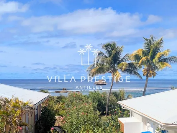VILLA 3 SUITES PISCINE ACCES PLAGE VUE MER