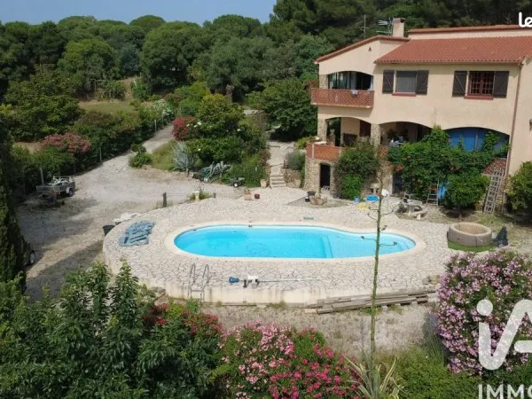 Villa 6 pièces 170 m²