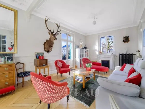 VERSAILLES Glatigny - Maison familiale (8 chambres) avec jardin