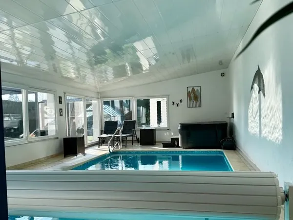 Maison d'exception - 163m2 - 4 Ch - Espace bien-être & piscine intérieure Saint-Avold