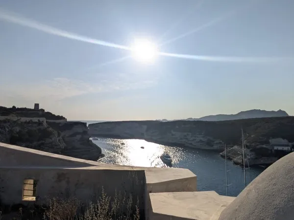 Belle bâtisse en pierre en vente proche port de Bonifacio