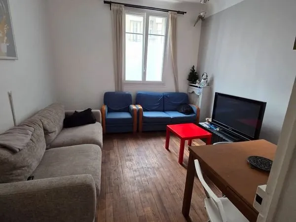 Chambre dans une colocation à Clichy
