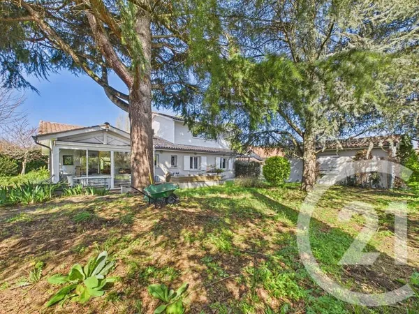 Maison 6 pièces 170 m²