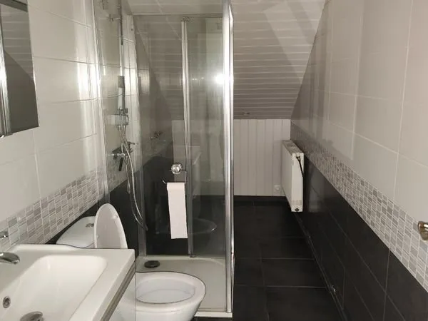 F2 meublé 72 m²