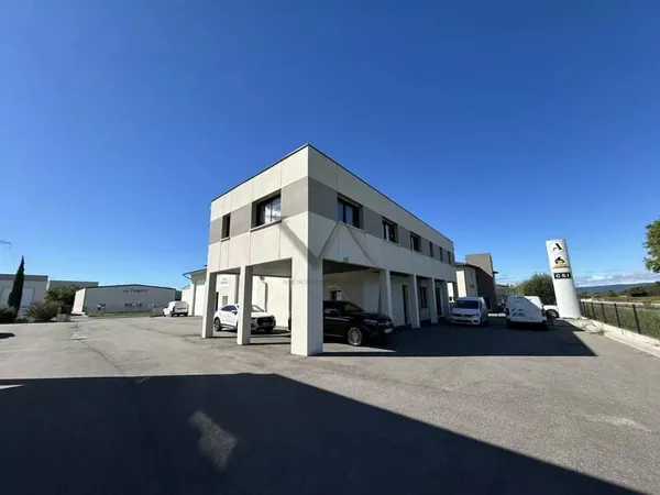 Bureaux 130 m²