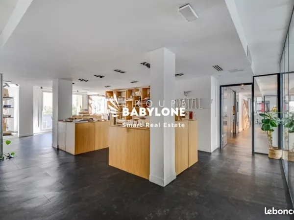 Bureaux 391 m²