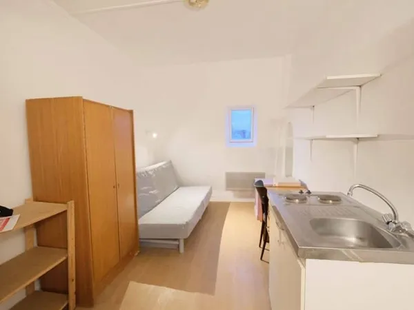 Studio 1 pièce 11 m²