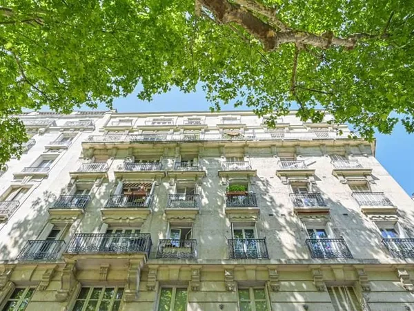 Appartement 6 pièces 146 m²