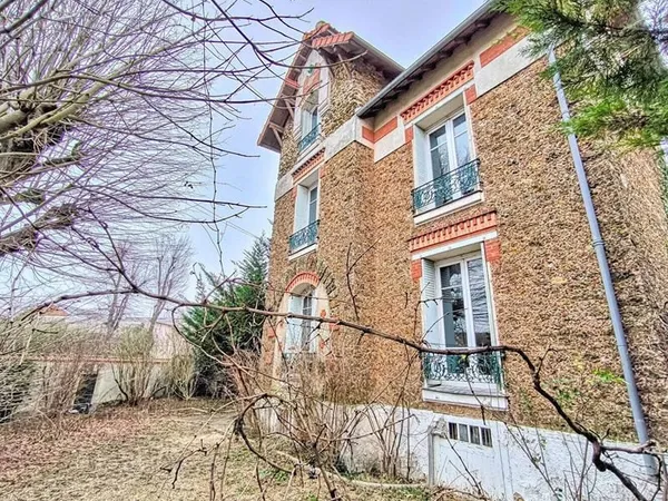 Maison 8 pièces 134 m²