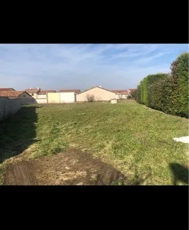 À vendre terrain constructible