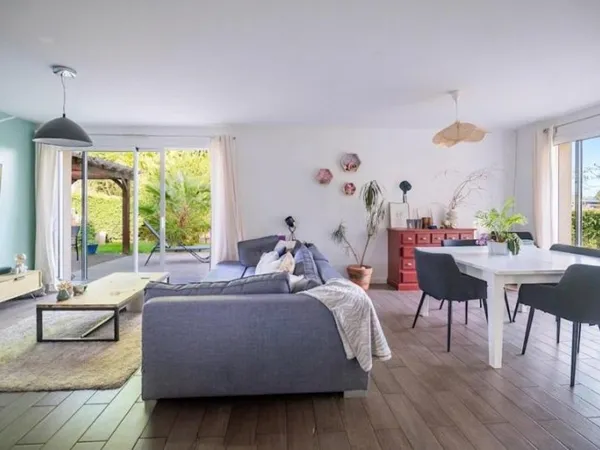 Maison 6 pièces 125 m²