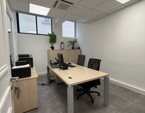 Local commercial 135 m²