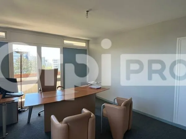 Bureaux 110 m²