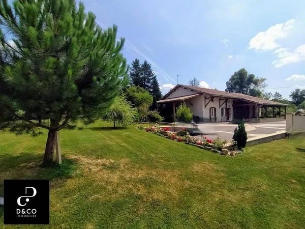 Maison 6 pièces 230 m²