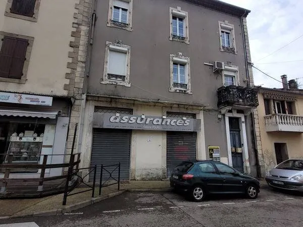 Local commercial 75 m²