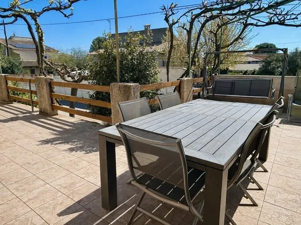 Bien immobilier de rendement Vente Vias 7p 170m² 532950€
