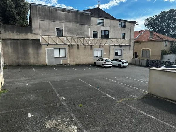 Stationnement Location Castres   40€