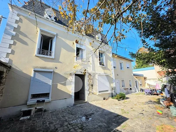 Immeuble 215 m²