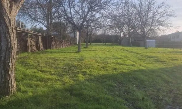 Terrain 1612 m²