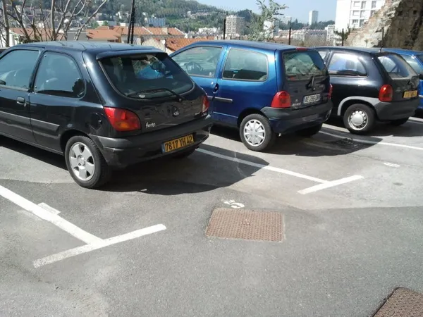 parking Crêt de Roch hauteur de CARNOT