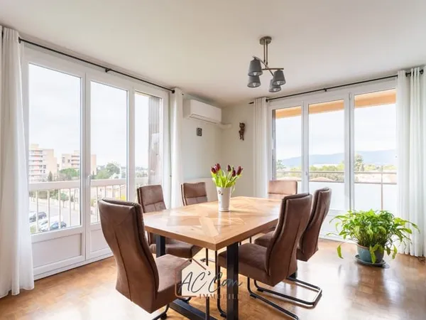 Marseille 13012 Appartement T4 120m2 - Dernier étage - Par