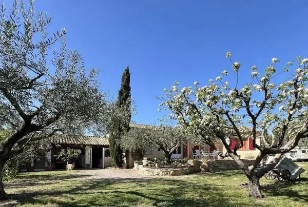 Villa 5 pièces 145 m²