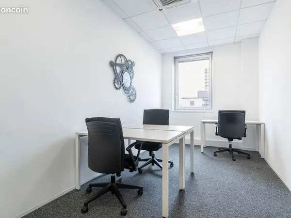 Bureau privé à louer pour 2 personnes à CERGY, Stop & Work Cergy